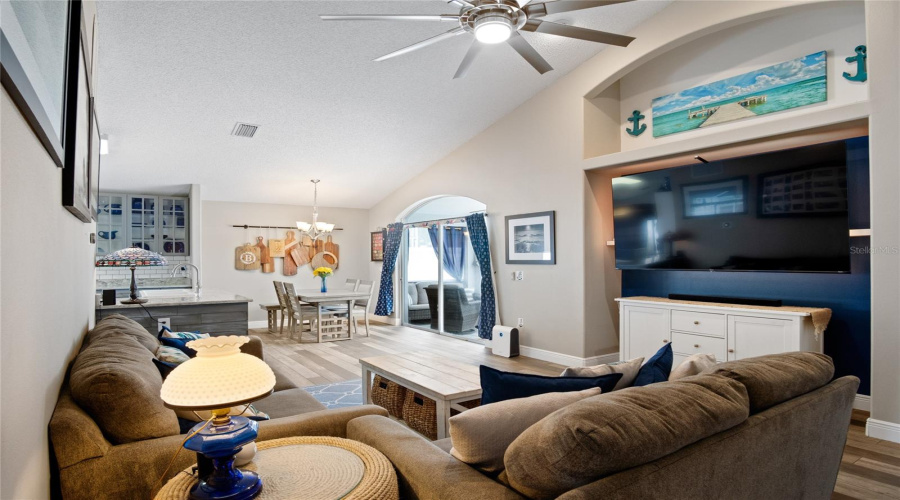 Great use of space in the living/dining room area.