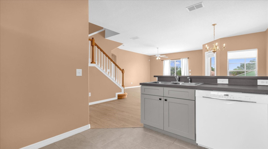 DAVENPORT, Florida 33897, 4 Bedrooms Bedrooms, ,3 BathroomsBathrooms,Residential,For Sale,BRUNELLO,0,MFRO6324737