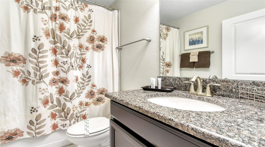 DAVENPORT, Florida 33896, 6 Bedrooms Bedrooms, ,6 BathroomsBathrooms,Residential,For Sale,MOON VALLEY DR,0,MFRO6324768