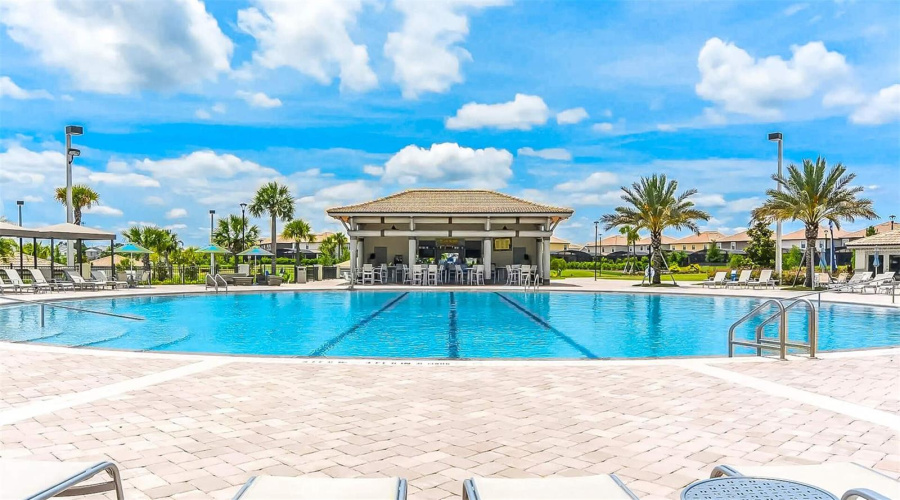 DAVENPORT, Florida 33896, 6 Bedrooms Bedrooms, ,6 BathroomsBathrooms,Residential,For Sale,MOON VALLEY DR,0,MFRO6324768