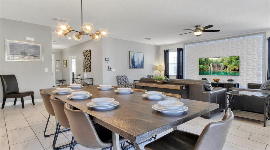 DAVENPORT, Florida 33896, 6 Bedrooms Bedrooms, ,6 BathroomsBathrooms,Residential,For Sale,MOON VALLEY DR,0,MFRO6324768
