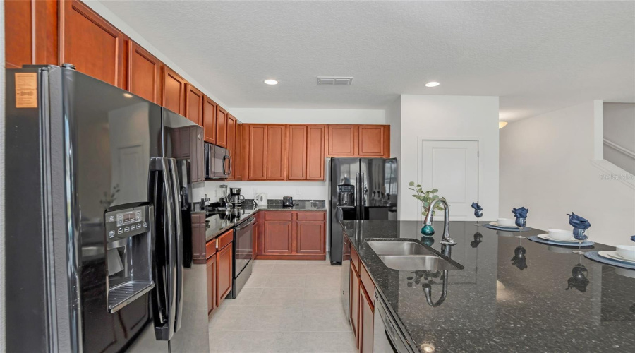 KISSIMMEE, Florida 34746, 8 Bedrooms Bedrooms, ,5 BathroomsBathrooms,Residential,For Sale,MONADO,0,MFRO6260661