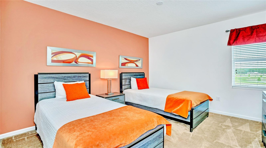 KISSIMMEE, Florida 34746, 6 Bedrooms Bedrooms, ,4 BathroomsBathrooms,Residential,For Sale,BALLO,0,MFRO6129525
