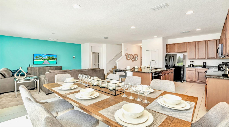 KISSIMMEE, Florida 34746, 6 Bedrooms Bedrooms, ,4 BathroomsBathrooms,Residential,For Sale,BALLO,0,MFRO6129525