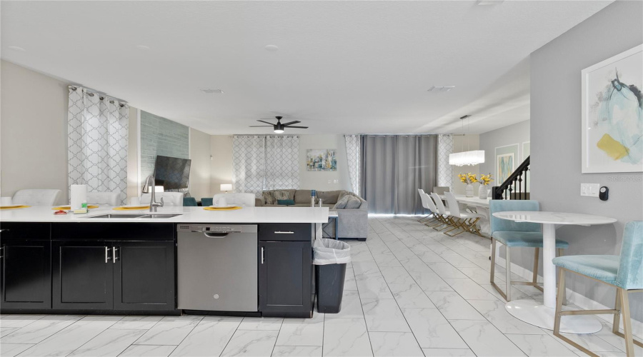 DAVENPORT, Florida 33896, 10 Bedrooms Bedrooms, ,5 BathroomsBathrooms,Residential,For Sale,DROP,0,MFRO6227782
