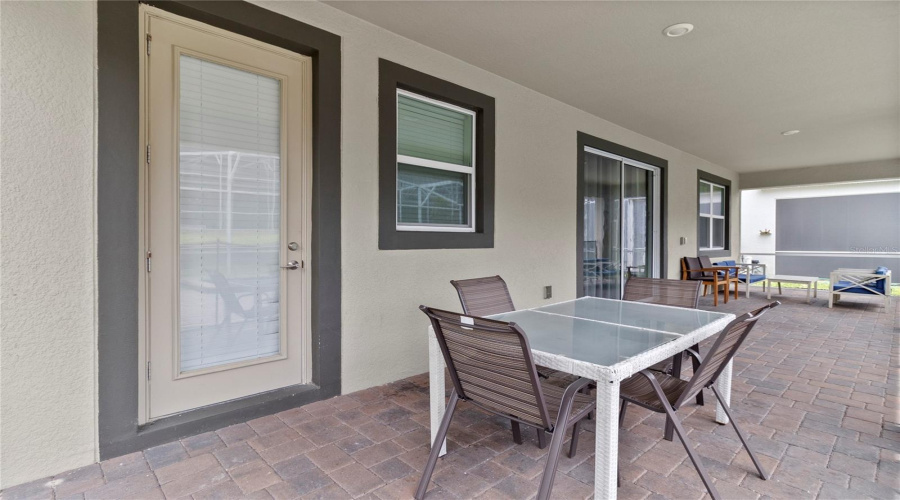 DAVENPORT, Florida 33896, 10 Bedrooms Bedrooms, ,5 BathroomsBathrooms,Residential,For Sale,DROP,0,MFRO6227782