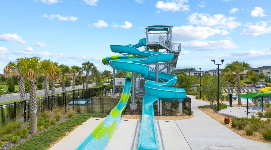 DAVENPORT, Florida 33896, 10 Bedrooms Bedrooms, ,5 BathroomsBathrooms,Residential,For Sale,DROP,0,MFRO6227782