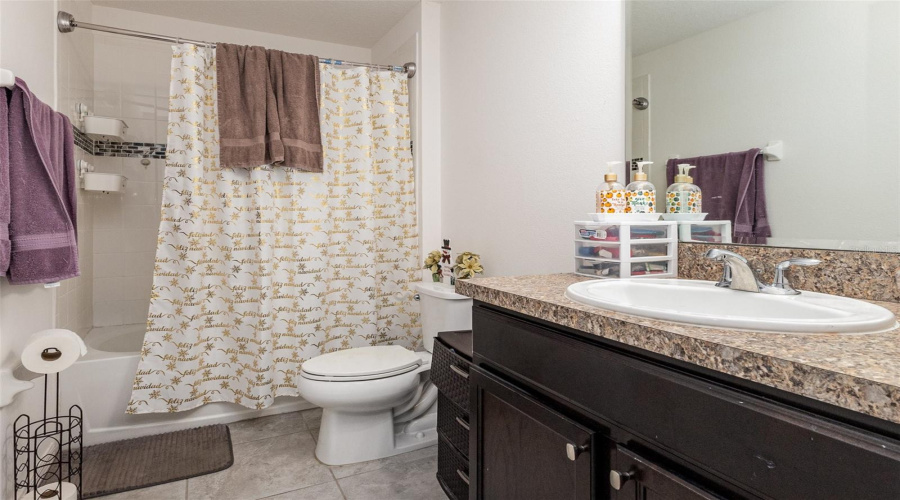 DAVENPORT, Florida 33837, 3 Bedrooms Bedrooms, ,2 BathroomsBathrooms,Residential,For Sale,ANNABELLE,0,MFRTB8404157