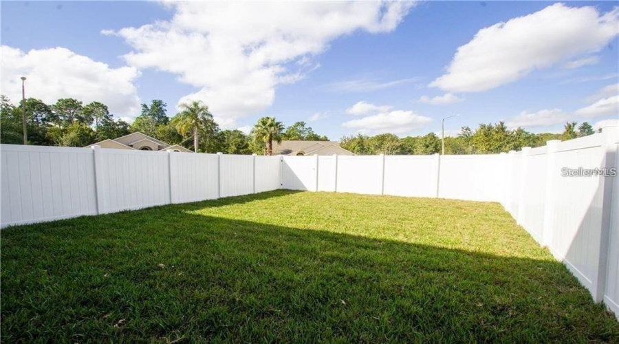 DAVENPORT, Florida 33896, 3 Bedrooms Bedrooms, ,3 BathroomsBathrooms,Residential,For Sale,LAKE SHORE,0,MFRTB8404717