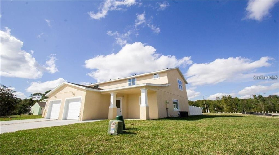 DAVENPORT, Florida 33896, 3 Bedrooms Bedrooms, ,3 BathroomsBathrooms,Residential,For Sale,LAKE SHORE,0,MFRTB8404717