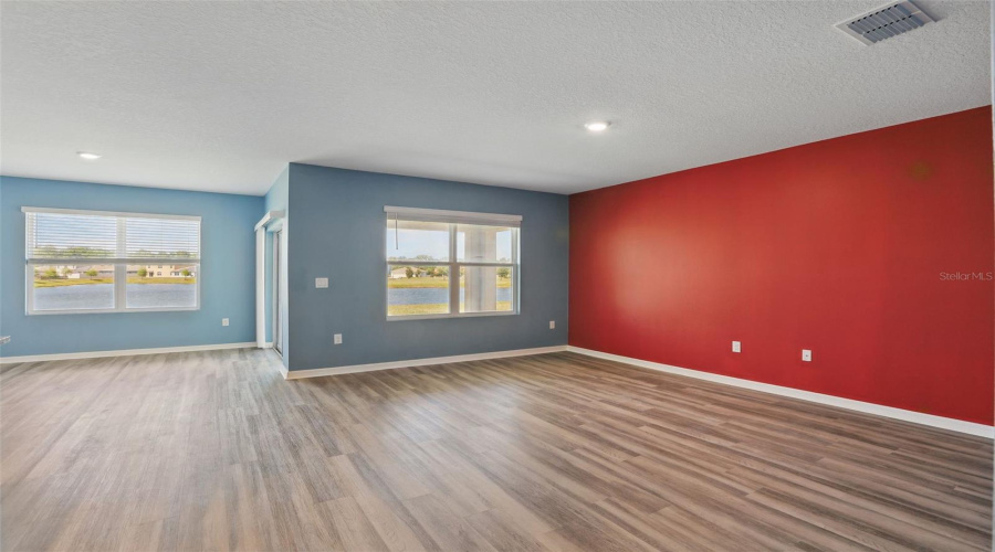 KISSIMMEE, Florida 34746, 3 Bedrooms Bedrooms, ,2 BathroomsBathrooms,Residential,For Sale,PERENNIAL,0,MFRO6295710