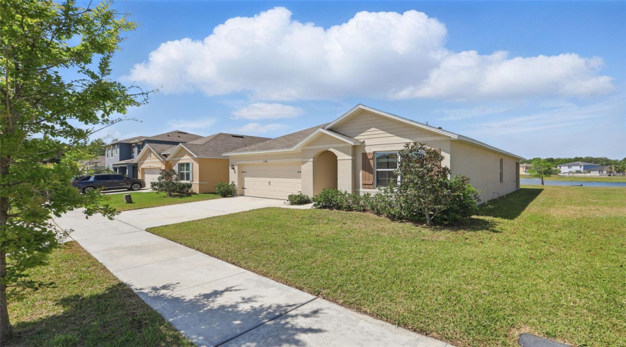 KISSIMMEE, Florida 34746, 3 Bedrooms Bedrooms, ,2 BathroomsBathrooms,Residential,For Sale,PERENNIAL,0,MFRO6295710