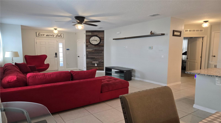 KISSIMMEE, Florida 34746, 3 Bedrooms Bedrooms, ,2 BathroomsBathrooms,Residential,For Sale,DESERT ROSE AVE,0,MFRS5130356