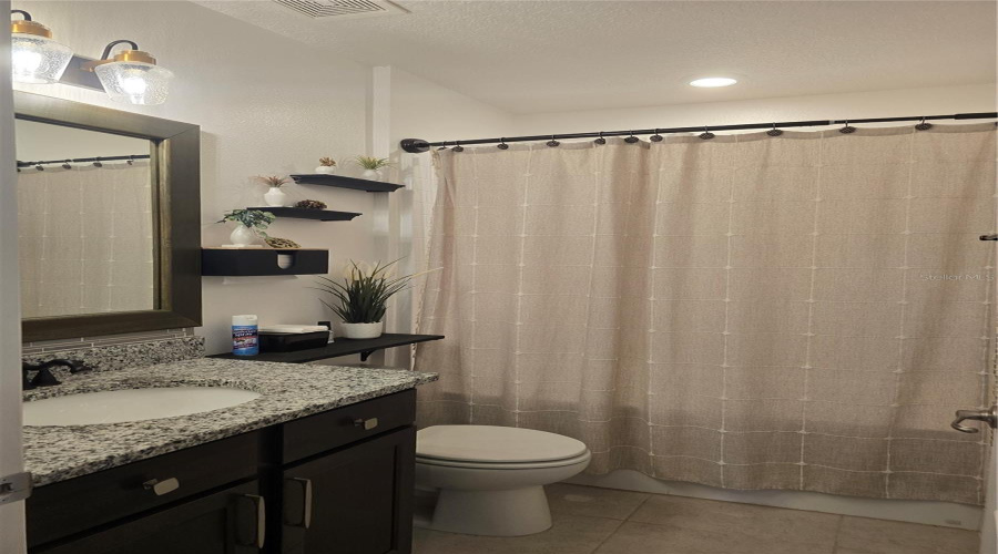 KISSIMMEE, Florida 34746, 3 Bedrooms Bedrooms, ,2 BathroomsBathrooms,Residential,For Sale,DESERT ROSE AVE,0,MFRS5130356