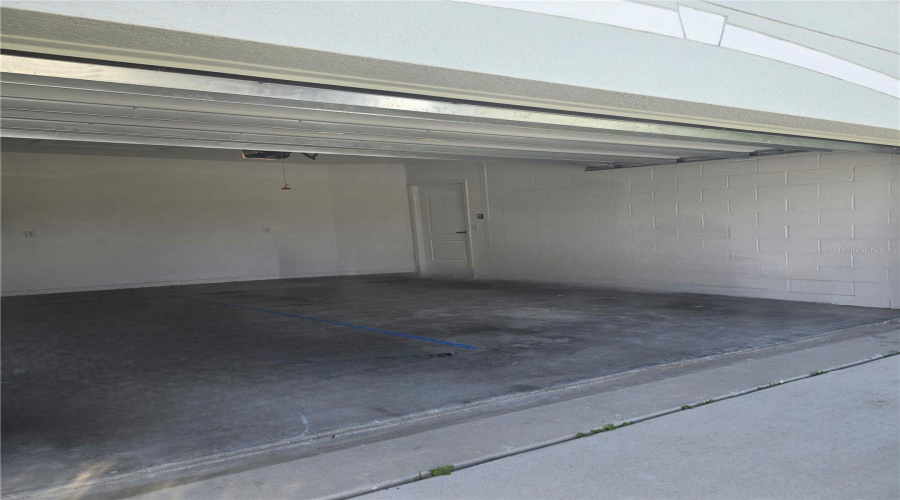 KISSIMMEE, Florida 34746, 3 Bedrooms Bedrooms, ,2 BathroomsBathrooms,Residential,For Sale,DESERT ROSE AVE,0,MFRS5130356