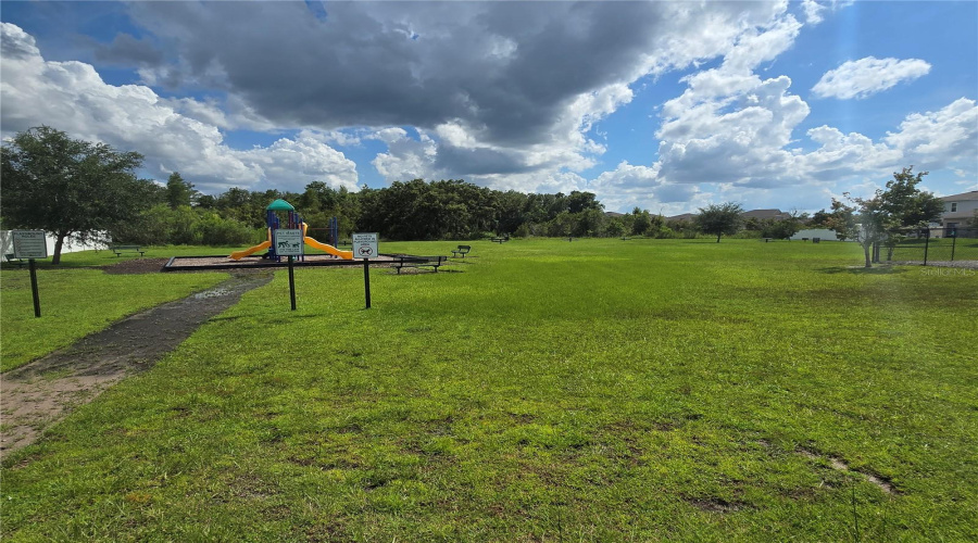 KISSIMMEE, Florida 34746, 3 Bedrooms Bedrooms, ,2 BathroomsBathrooms,Residential,For Sale,DESERT ROSE AVE,0,MFRS5130356