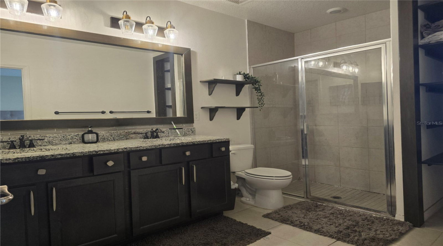 KISSIMMEE, Florida 34746, 3 Bedrooms Bedrooms, ,2 BathroomsBathrooms,Residential,For Sale,DESERT ROSE AVE,0,MFRS5130356