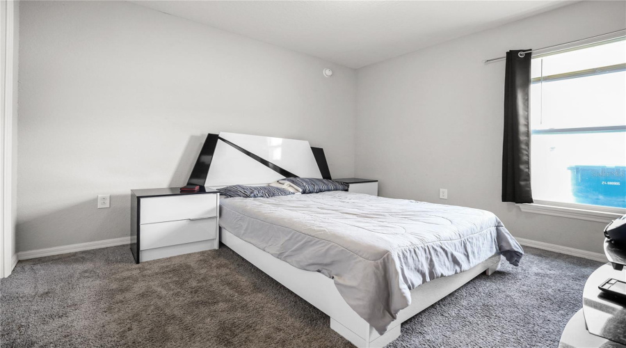 DAVENPORT, Florida 33837, 4 Bedrooms Bedrooms, ,2 BathroomsBathrooms,Residential,For Sale,FOXTAIL,0,MFRS5130369