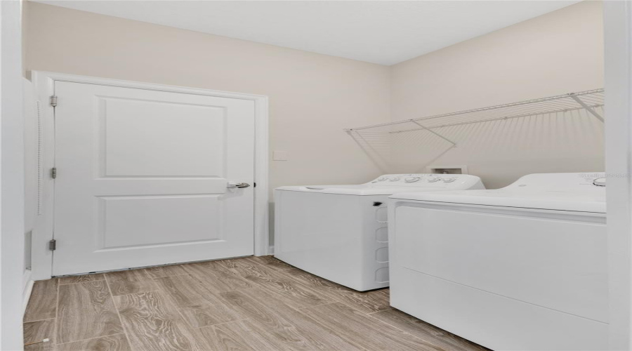DAVENPORT, Florida 33837, 4 Bedrooms Bedrooms, ,3 BathroomsBathrooms,Residential,For Sale,TAFT,0,MFRO6324305