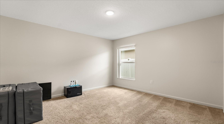 DAVENPORT, Florida 33837, 4 Bedrooms Bedrooms, ,2 BathroomsBathrooms,Residential,For Sale,FILLMORE,0,MFRV4943643