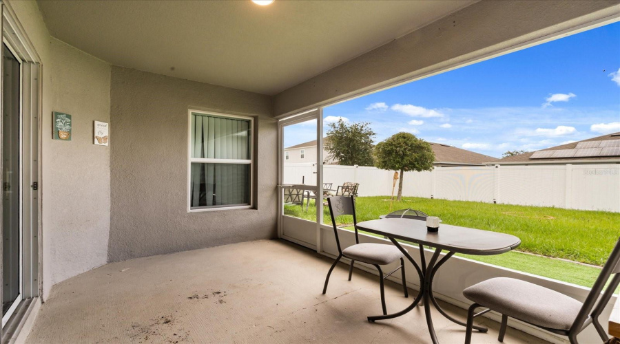 DAVENPORT, Florida 33837, 4 Bedrooms Bedrooms, ,2 BathroomsBathrooms,Residential,For Sale,FILLMORE,0,MFRV4943643