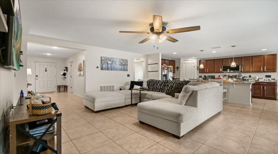 DAVENPORT, Florida 33837, 4 Bedrooms Bedrooms, ,2 BathroomsBathrooms,Residential,For Sale,FILLMORE,0,MFRV4943643