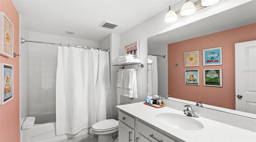 DAVENPORT, Florida 33896, 3 Bedrooms Bedrooms, ,2 BathroomsBathrooms,Residential,For Sale,LONGBOAT,0,MFRO6291082