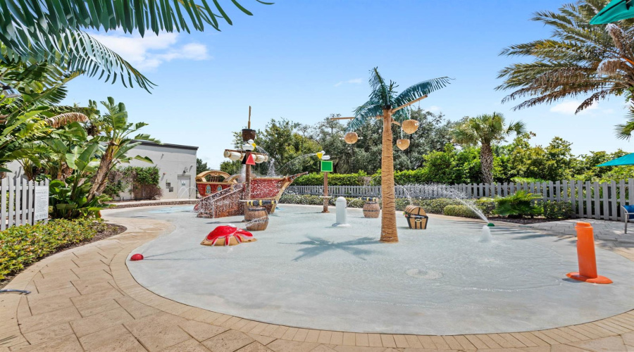 DAVENPORT, Florida 33896, 3 Bedrooms Bedrooms, ,2 BathroomsBathrooms,Residential,For Sale,LONGBOAT,0,MFRO6291082