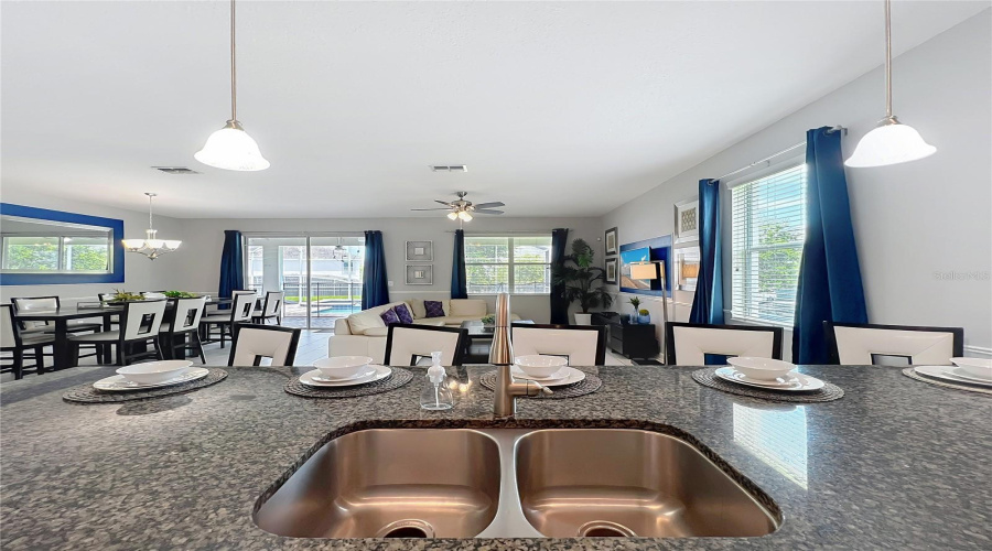 DAVENPORT, Florida 33896, 8 Bedrooms Bedrooms, ,5 BathroomsBathrooms,Residential,For Sale,SAND TRAP,0,MFRO6324542