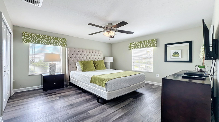 DAVENPORT, Florida 33896, 8 Bedrooms Bedrooms, ,5 BathroomsBathrooms,Residential,For Sale,SAND TRAP,0,MFRO6324542