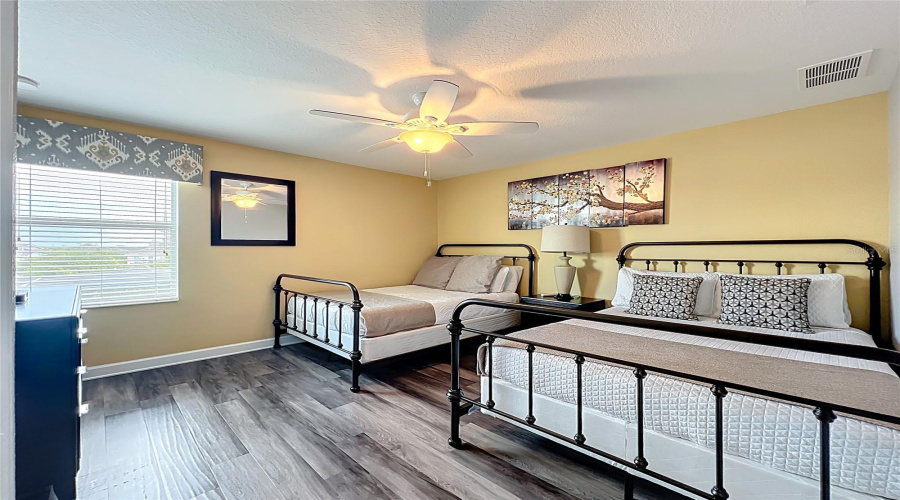 DAVENPORT, Florida 33896, 8 Bedrooms Bedrooms, ,5 BathroomsBathrooms,Residential,For Sale,SAND TRAP,0,MFRO6324542