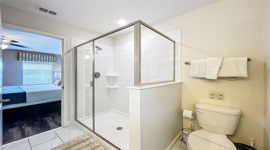 DAVENPORT, Florida 33896, 8 Bedrooms Bedrooms, ,5 BathroomsBathrooms,Residential,For Sale,SAND TRAP,0,MFRO6324542