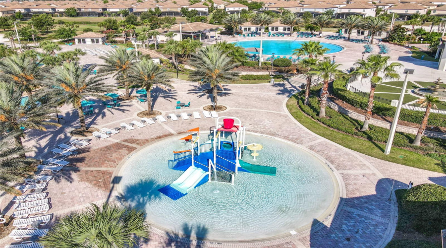 DAVENPORT, Florida 33896, 8 Bedrooms Bedrooms, ,5 BathroomsBathrooms,Residential,For Sale,SAND TRAP,0,MFRO6324542