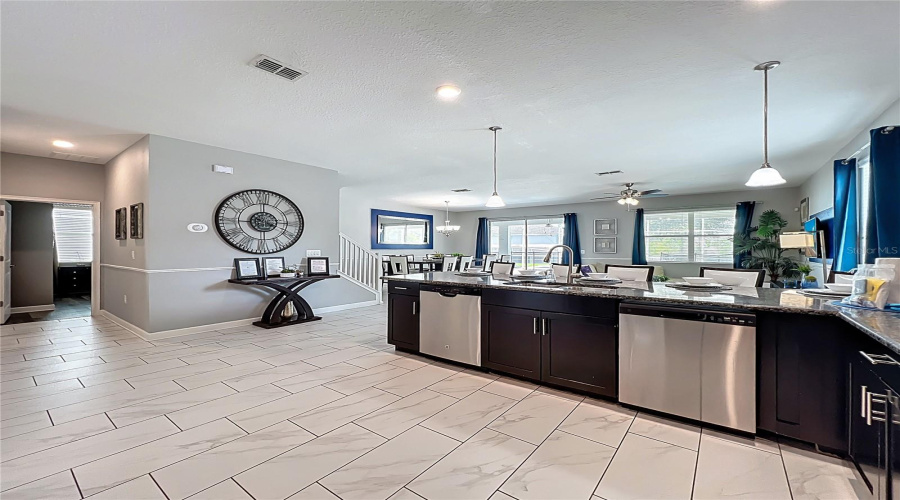 DAVENPORT, Florida 33896, 8 Bedrooms Bedrooms, ,5 BathroomsBathrooms,Residential,For Sale,SAND TRAP,0,MFRO6324542