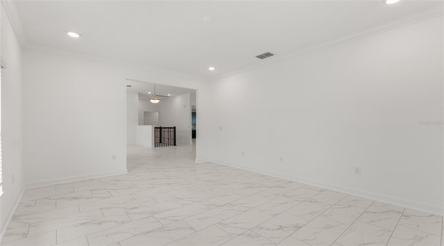 DAVENPORT, Florida 33896, 5 Bedrooms Bedrooms, ,3 BathroomsBathrooms,Residential,For Sale,MICKELSON CT,0,MFRS5130382