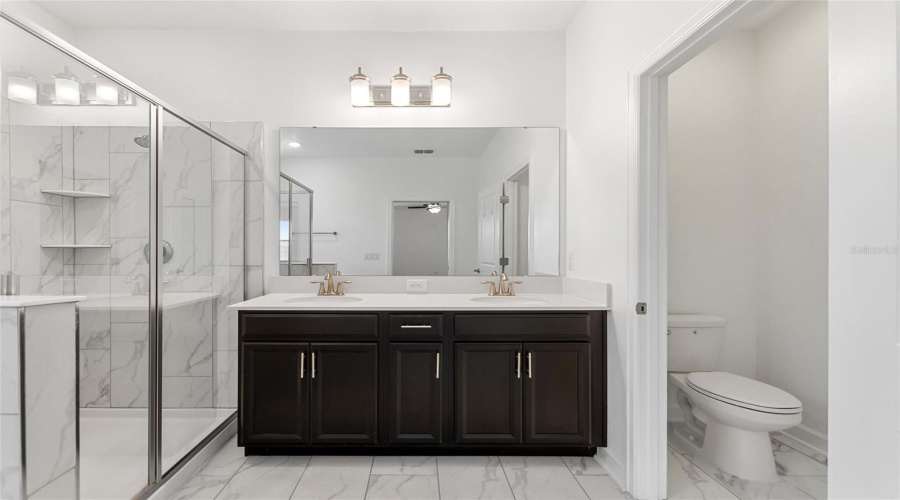 DAVENPORT, Florida 33896, 5 Bedrooms Bedrooms, ,3 BathroomsBathrooms,Residential,For Sale,MICKELSON CT,0,MFRS5130382
