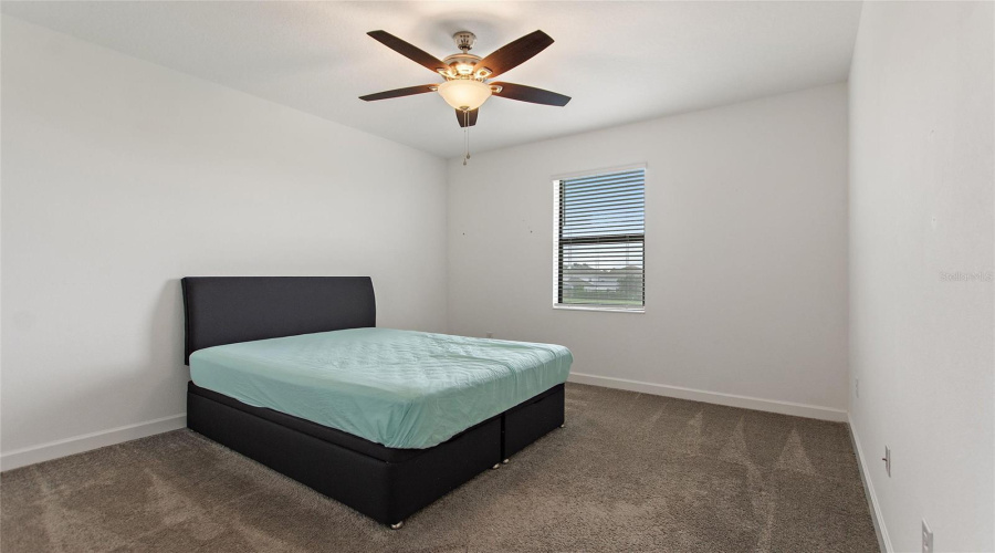 DAVENPORT, Florida 33896, 5 Bedrooms Bedrooms, ,3 BathroomsBathrooms,Residential,For Sale,MICKELSON CT,0,MFRS5130382
