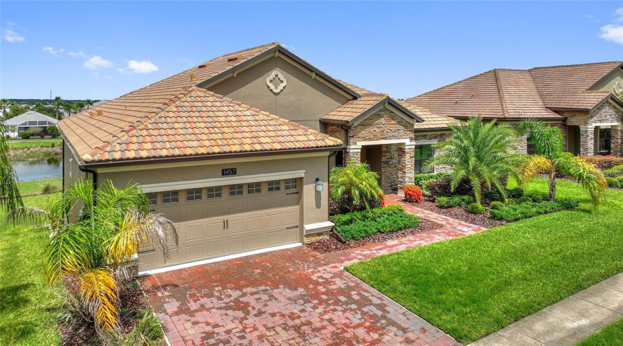 DAVENPORT, Florida 33896, 5 Bedrooms Bedrooms, ,3 BathroomsBathrooms,Residential,For Sale,MICKELSON CT,0,MFRS5130382