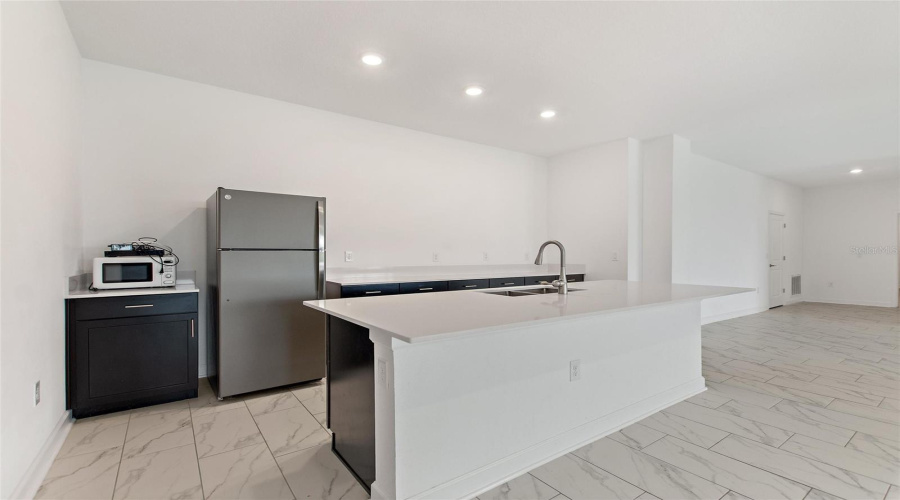 DAVENPORT, Florida 33896, 5 Bedrooms Bedrooms, ,3 BathroomsBathrooms,Residential,For Sale,MICKELSON CT,0,MFRS5130382