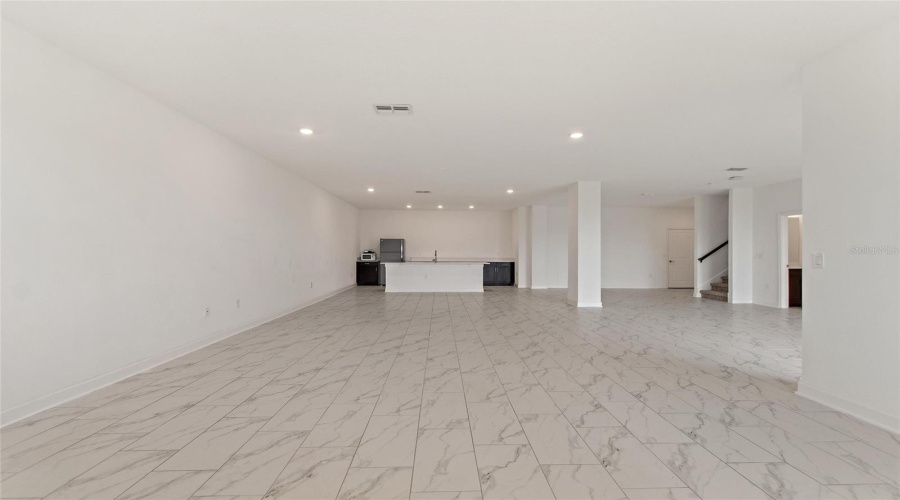 DAVENPORT, Florida 33896, 5 Bedrooms Bedrooms, ,3 BathroomsBathrooms,Residential,For Sale,MICKELSON CT,0,MFRS5130382