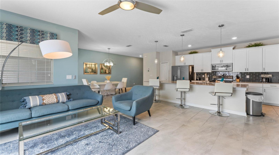 KISSIMMEE, Florida 34746, 4 Bedrooms Bedrooms, ,3 BathroomsBathrooms,Residential,For Sale,ROMEO,0,MFRS5130340