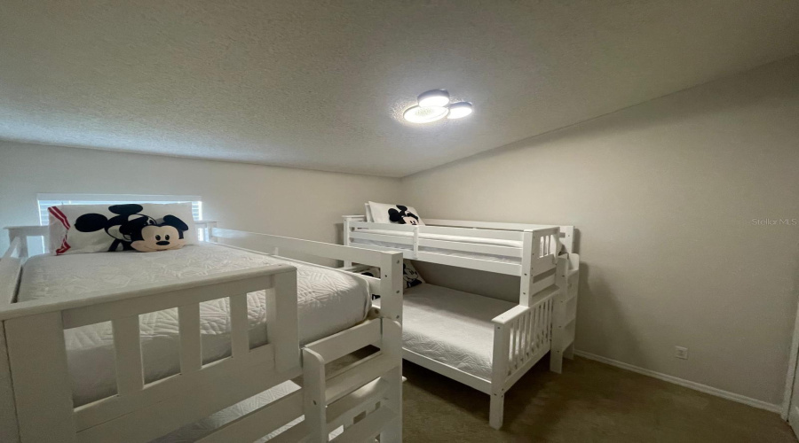 KISSIMMEE, Florida 34747, 5 Bedrooms Bedrooms, ,4 BathroomsBathrooms,Residential,For Sale,ROARING CREEK,0,MFRO6323037