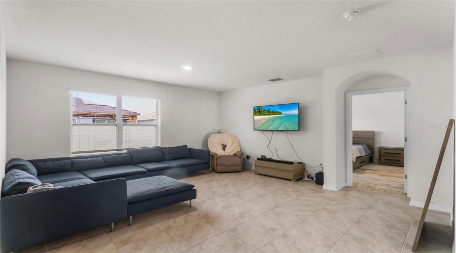 KISSIMMEE, Florida 34747, 4 Bedrooms Bedrooms, ,2 BathroomsBathrooms,Residential,For Sale,TUSCAN CYPRESS,0,MFRO6294760