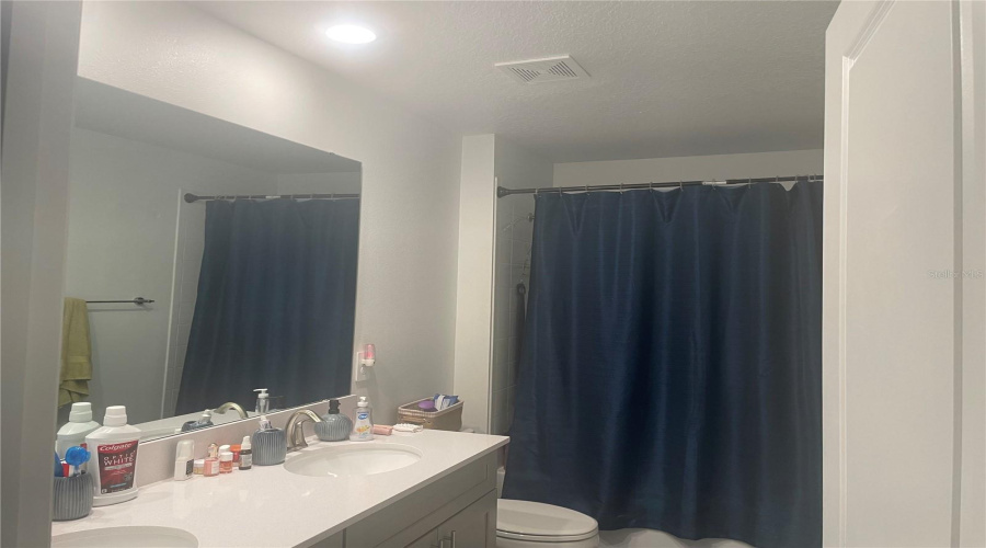 DAVENPORT, Florida 33837, 5 Bedrooms Bedrooms, ,3 BathroomsBathrooms,Residential,For Sale,CAMDEN,0,MFRS5130360
