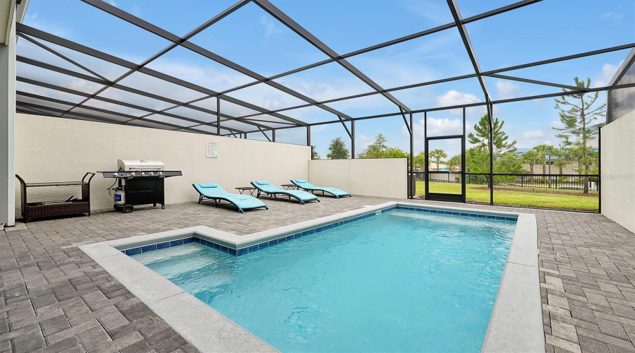DAVENPORT, Florida 33897, 5 Bedrooms Bedrooms, ,4 BathroomsBathrooms,Residential,For Sale,PARADISE,0,MFRO6324999