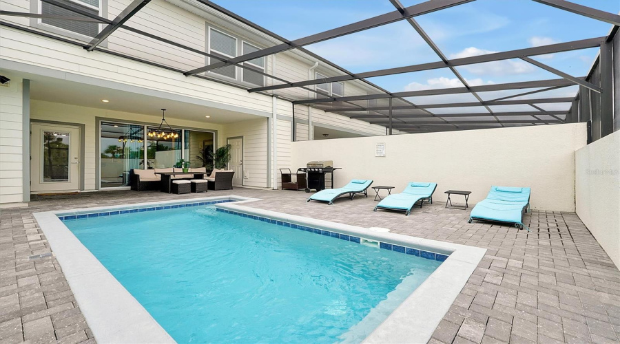 DAVENPORT, Florida 33897, 5 Bedrooms Bedrooms, ,4 BathroomsBathrooms,Residential,For Sale,PARADISE,0,MFRO6324999