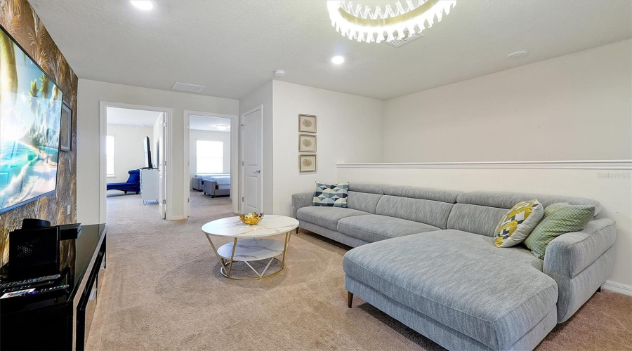 DAVENPORT, Florida 33897, 5 Bedrooms Bedrooms, ,4 BathroomsBathrooms,Residential,For Sale,PARADISE,0,MFRO6324999