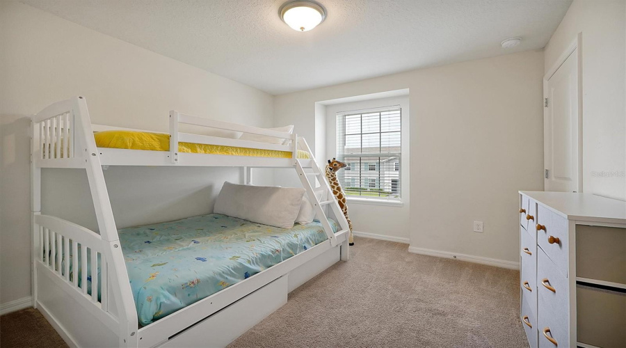 DAVENPORT, Florida 33897, 5 Bedrooms Bedrooms, ,4 BathroomsBathrooms,Residential,For Sale,PARADISE,0,MFRO6324999
