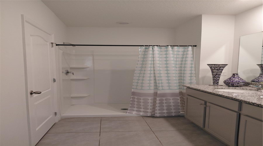 DAVENPORT, Florida 33837, 3 Bedrooms Bedrooms, ,2 BathroomsBathrooms,Residential,For Sale,DESERT ROSE,0,MFRS5130445