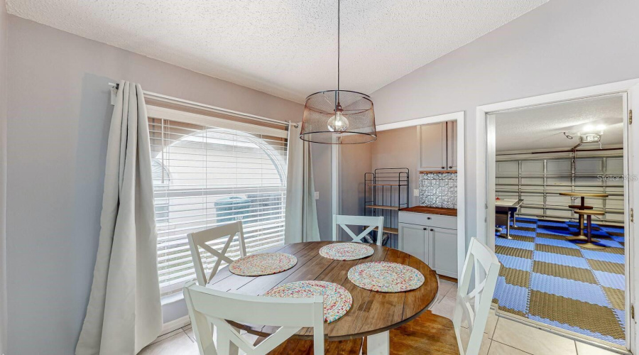 DAVENPORT, Florida 33897, 3 Bedrooms Bedrooms, ,2 BathroomsBathrooms,Residential,For Sale,BLOOMINGDALE,0,MFRS5130262